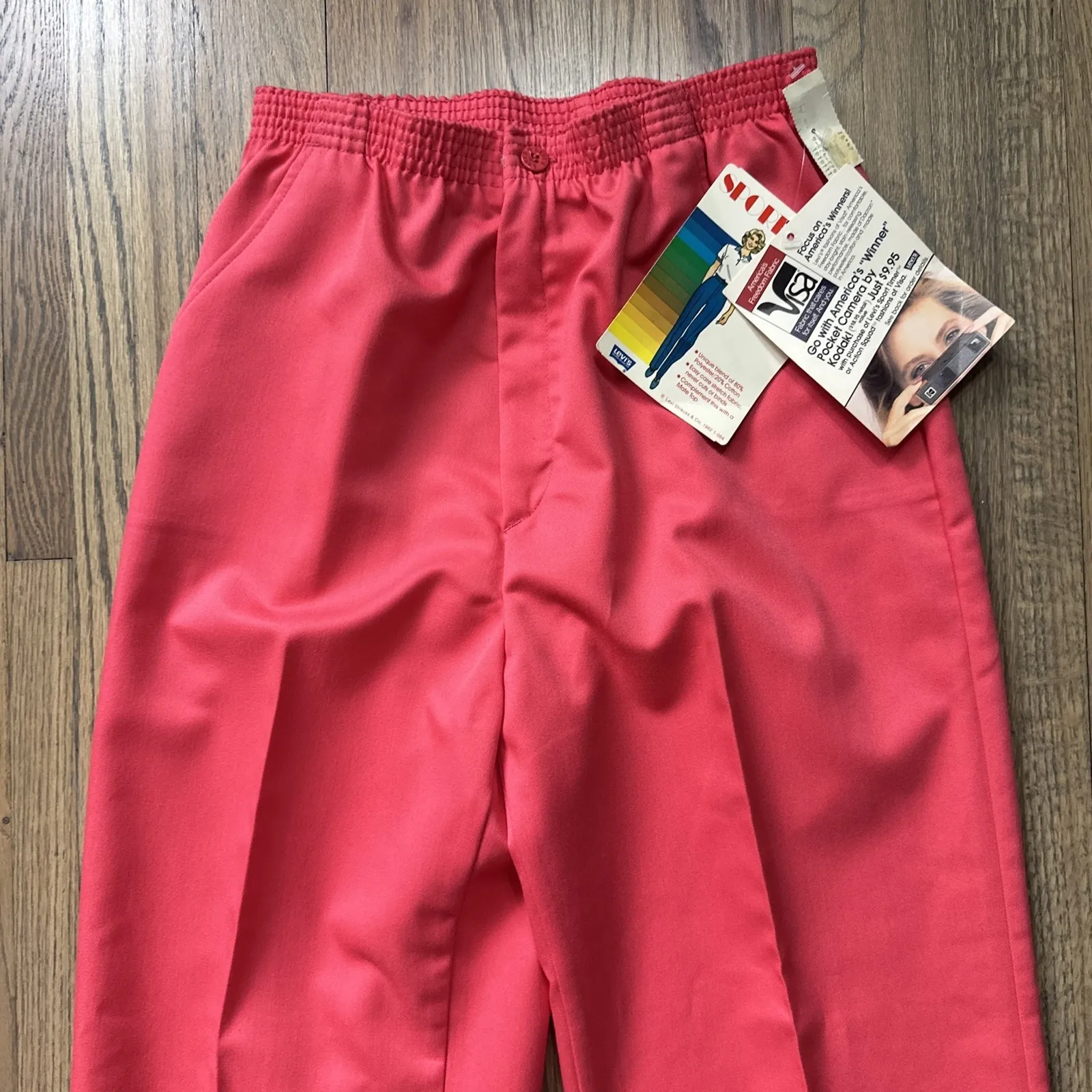 NEW Vintage Levi's Sportswear Pleated Salmon Pink Pants Women's 14 USA Deadstock - Image 2