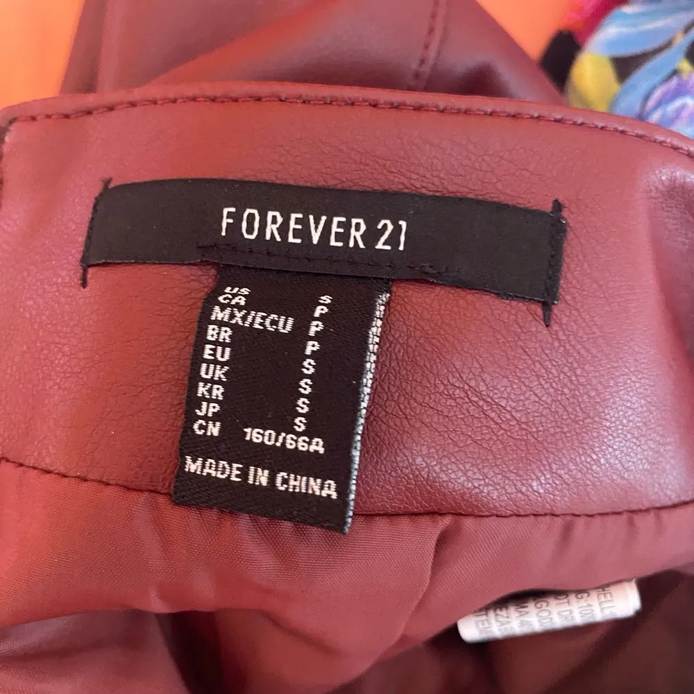 Forever21 Maroon High Waisted Red Faux Leather Skirt - Image 5