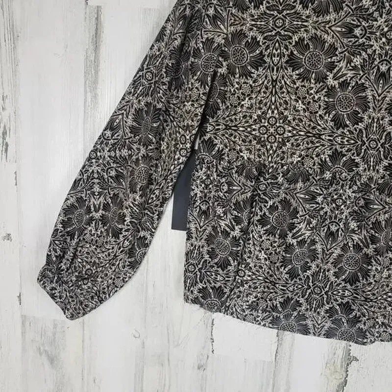 NWT Olivaceous Cream Black Floral Print Long Sleeve Peplum Top Womens Size Small - Image 11