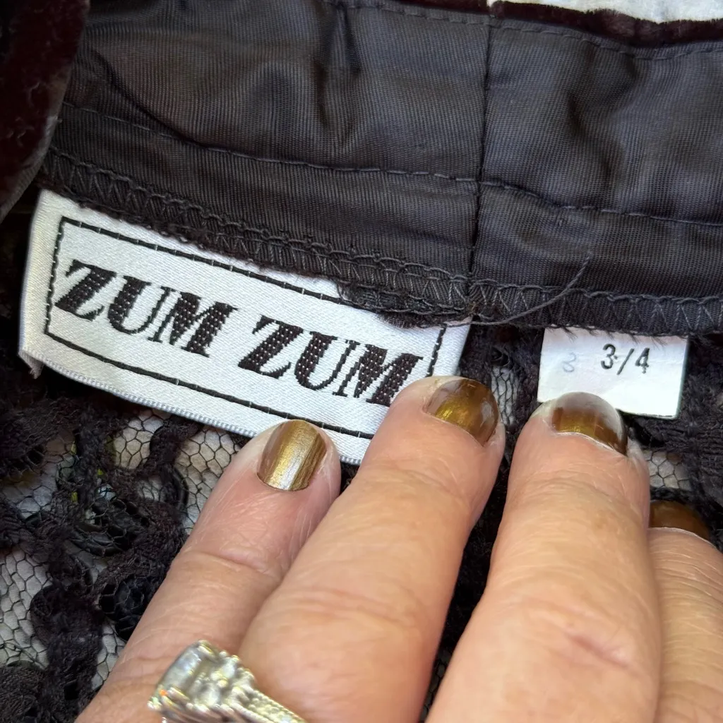 Zum Zum by Niki Livas Black Velvet Dress with Sequin Shoulders Size 00 - Image 9