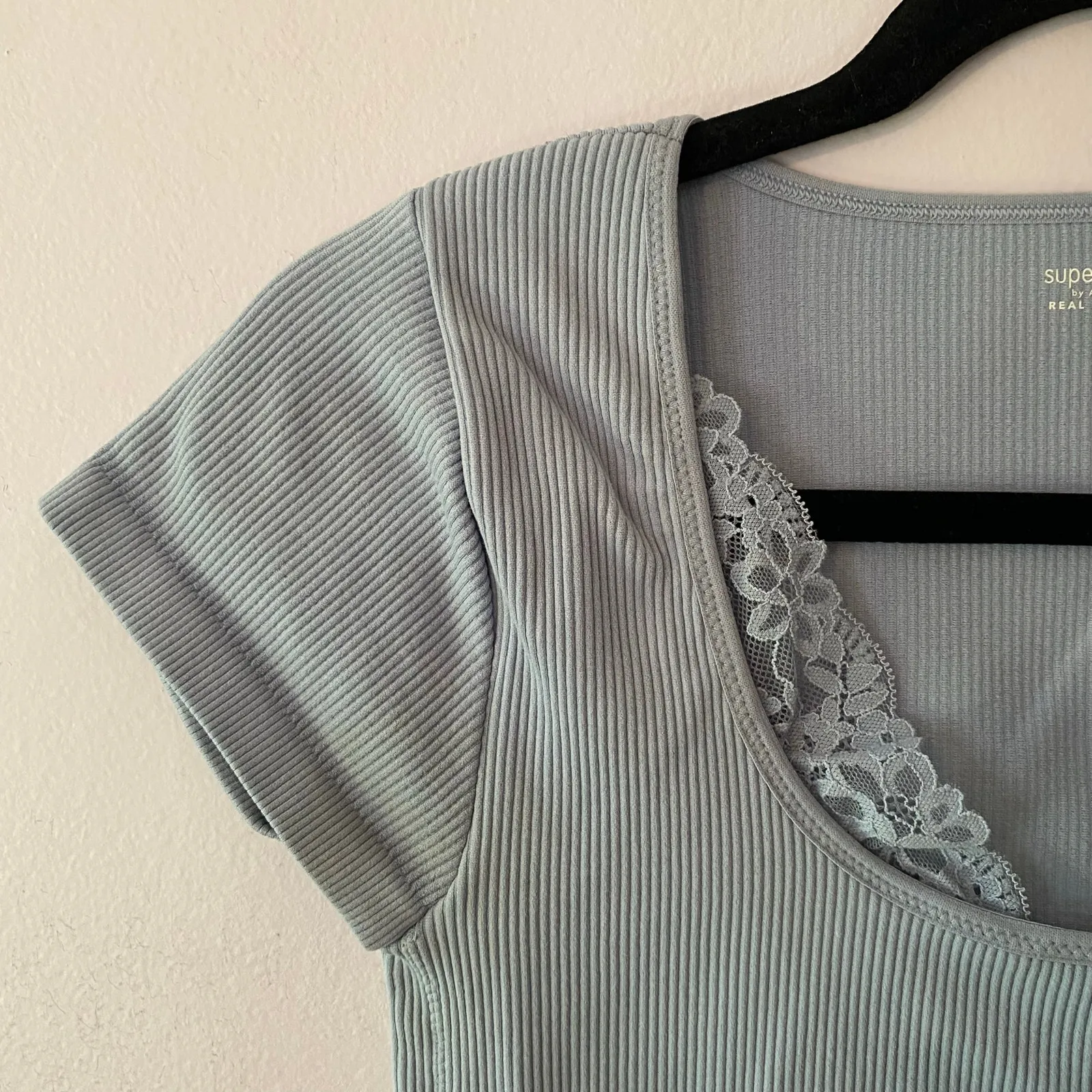 Aerie Superchill Baby Blue Ribbed Cropped Lace Loungewear Top Women size Medium - Image 3