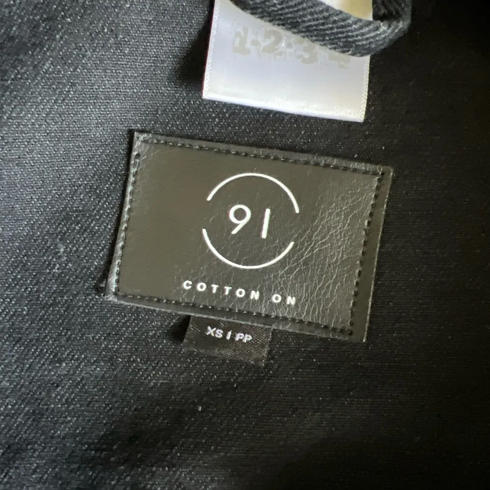 Ramones Vintage Style Black Jean Jacket Size XS - Image 13