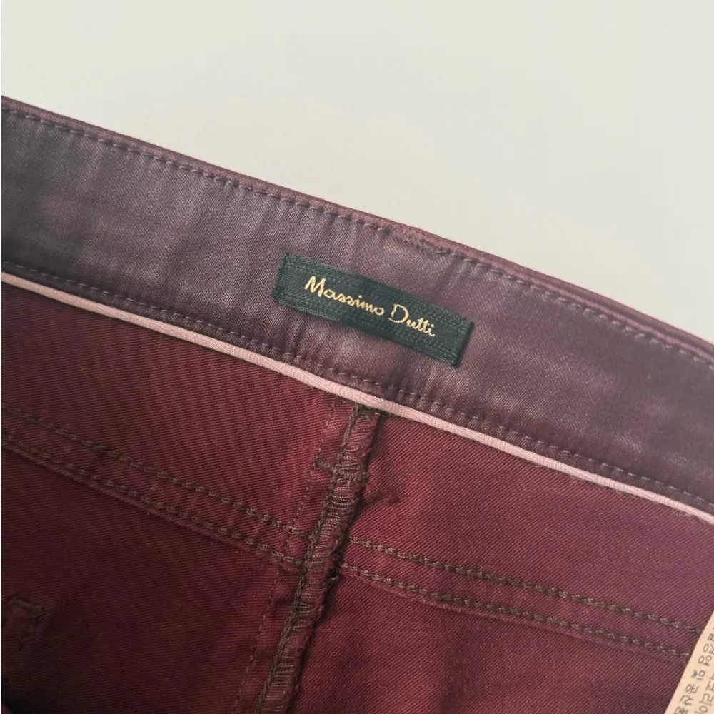 Size 6 Burgundy Skinny Jean - Image 4