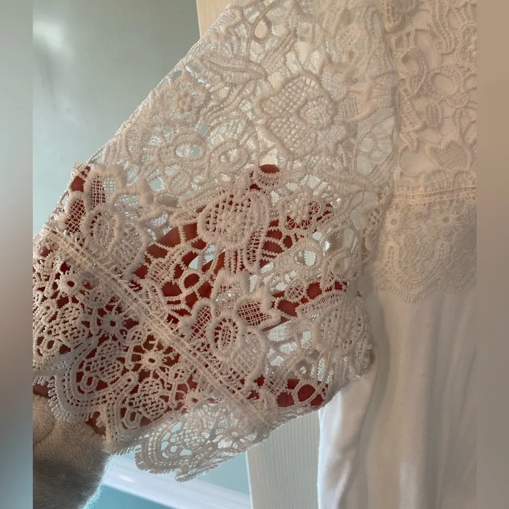 Adrianna Pappel White Lace Top Women’s M - Image 2