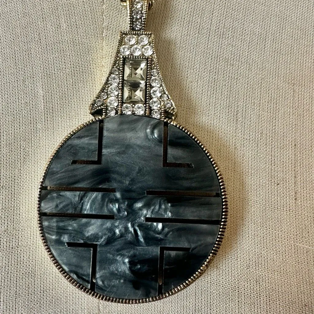 Heidi Daus “Chinoise Chic” Reversible Pendant Necklace – Swarovski Crystals & Bo Gold - Image 4