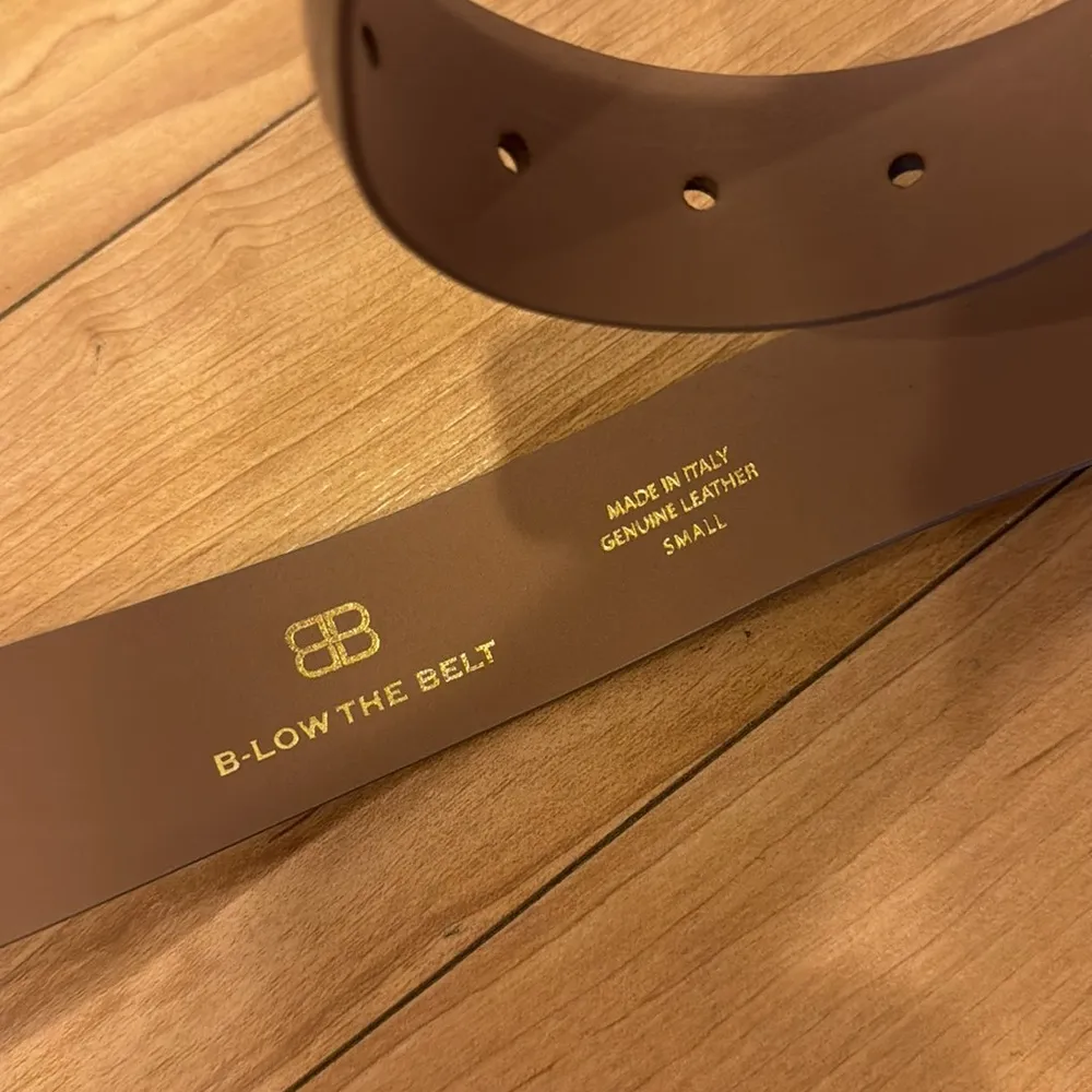 B-Low the Belt Patent Belt - Image 4