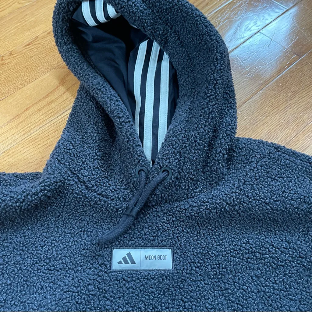 Adidas MOON BOOT Collab Women's Black Cropped Hoodie Sherpa fleece Sweatshirt L - Image 5