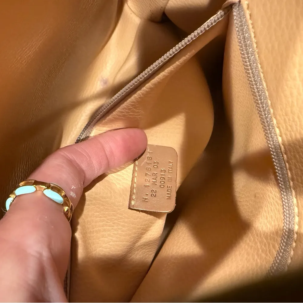 Etro Burgundy Paisley Zip Top Tote Handle Bag
Neon Trim Accents Brown - Image 4