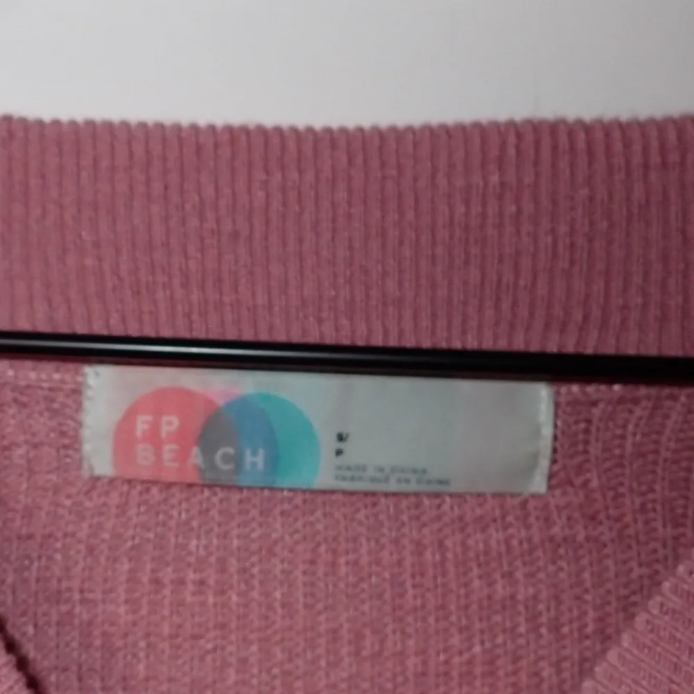 Free People Beach Pink Mauve Knit Long Sleeve Sweater size S - Image 3