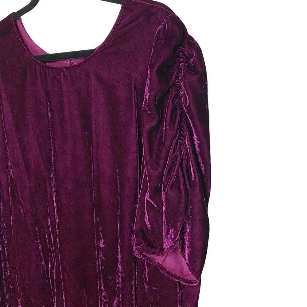 Torrid Velvet Ruched Sleeve Top in Wine 3 3X - Image 4
