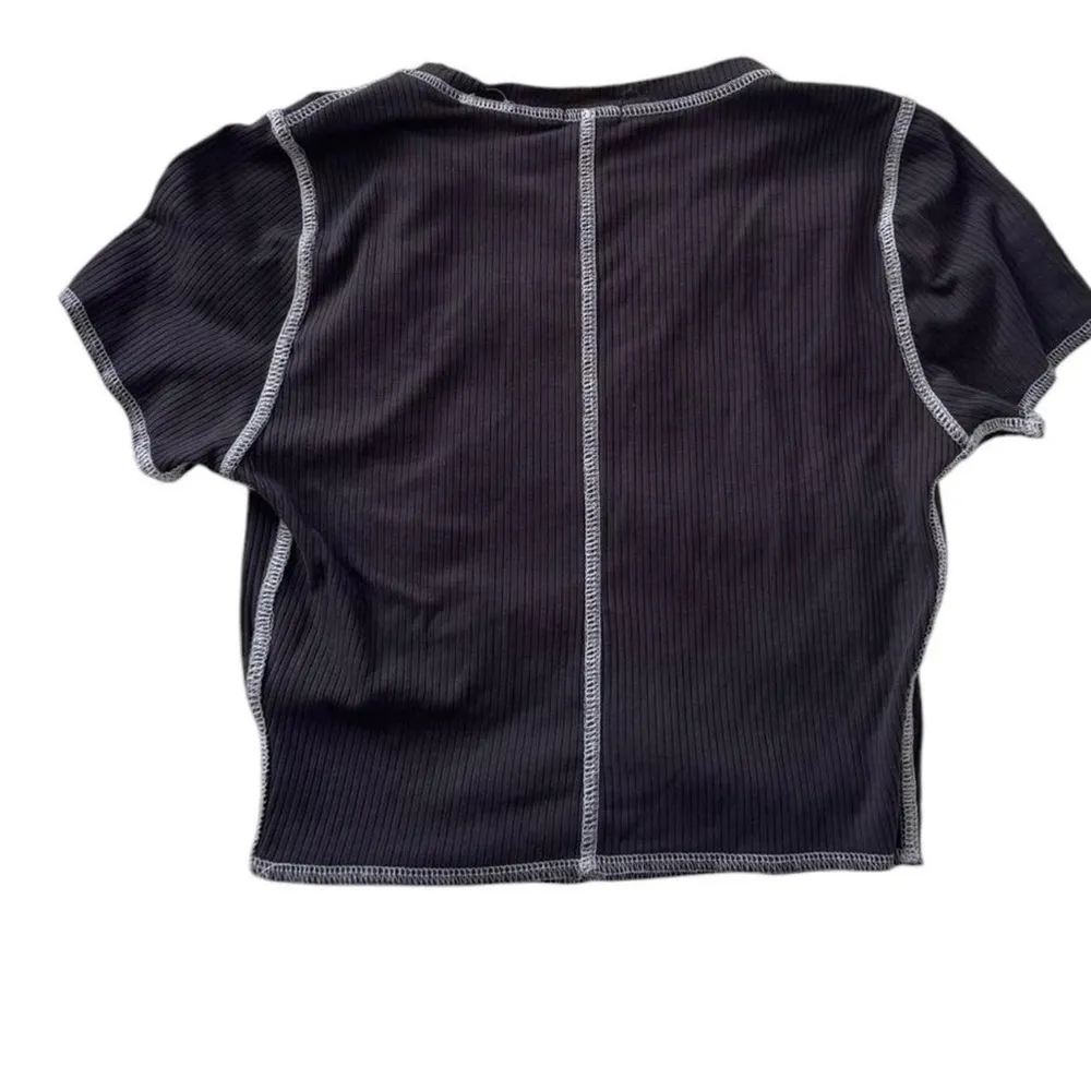 ✰gray contrast stitch short sleeve from garage✰ - Image 2