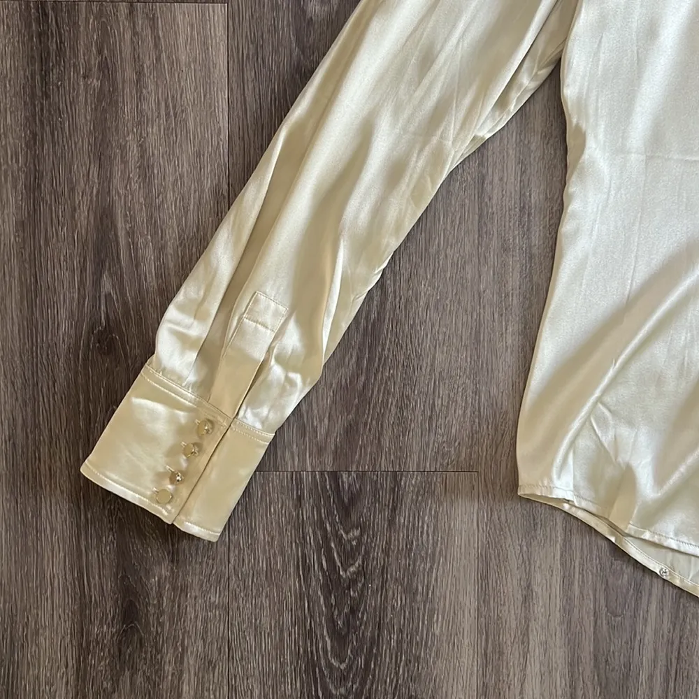 LM Style Bar Women’s Elegant Satin Silk Blend Wrap Top Evening Blouse Large - Image 9