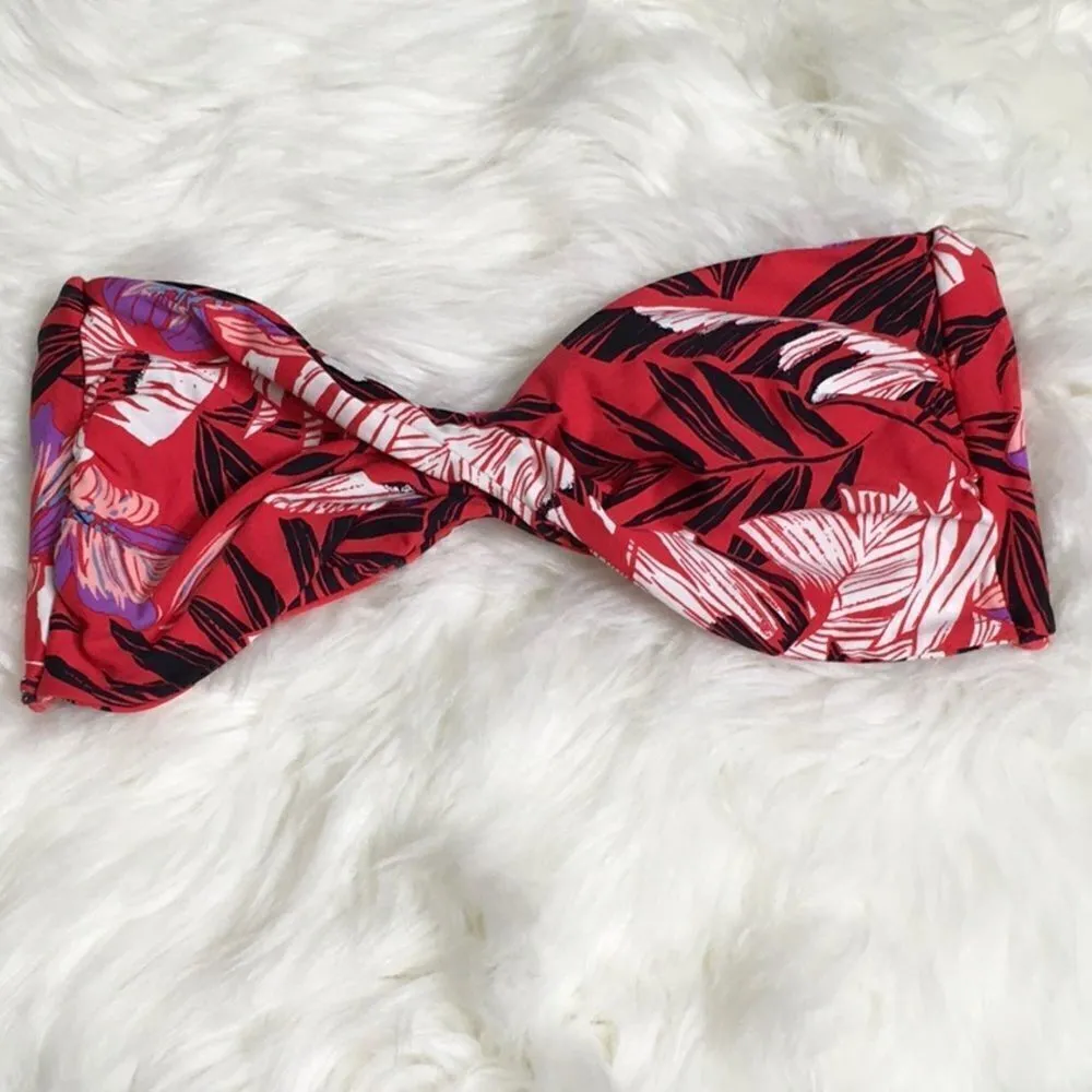 New. Volcom red tropical print twist front bikini top. - Image 6