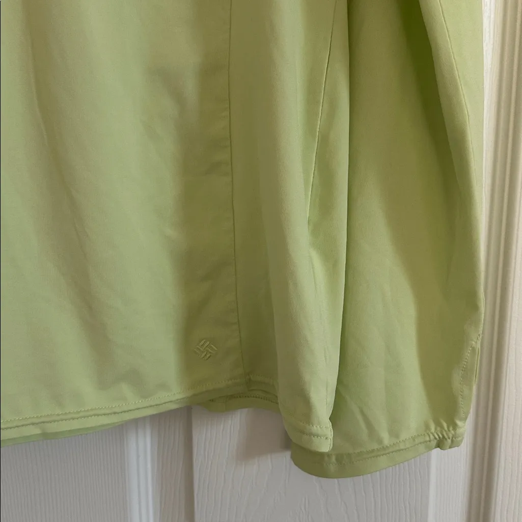 Columbia Women's lime Omni- freeze Hoodie - Image 3