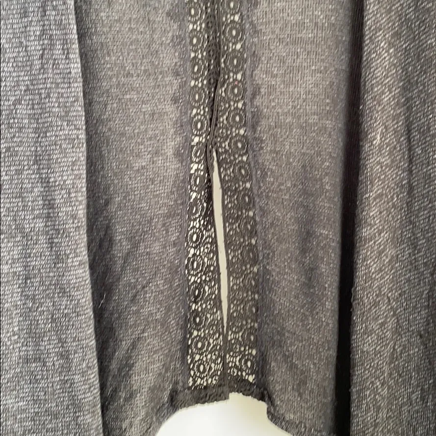 AF knit sweater charcoal gray , high/low split - Image 3