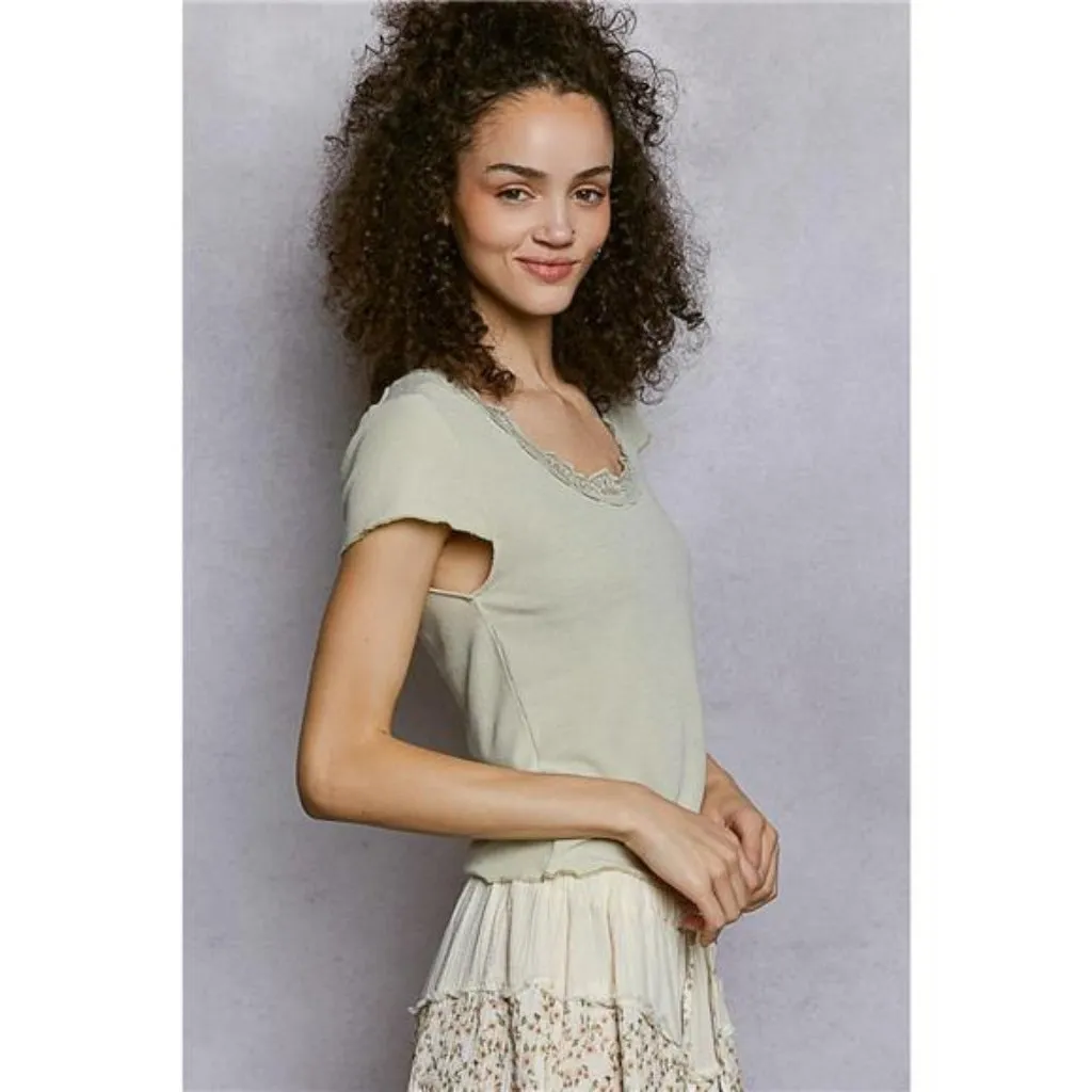 POL Round Neck Short Sleeve Crop T-Shirt with Lace Trim Small - Image 3