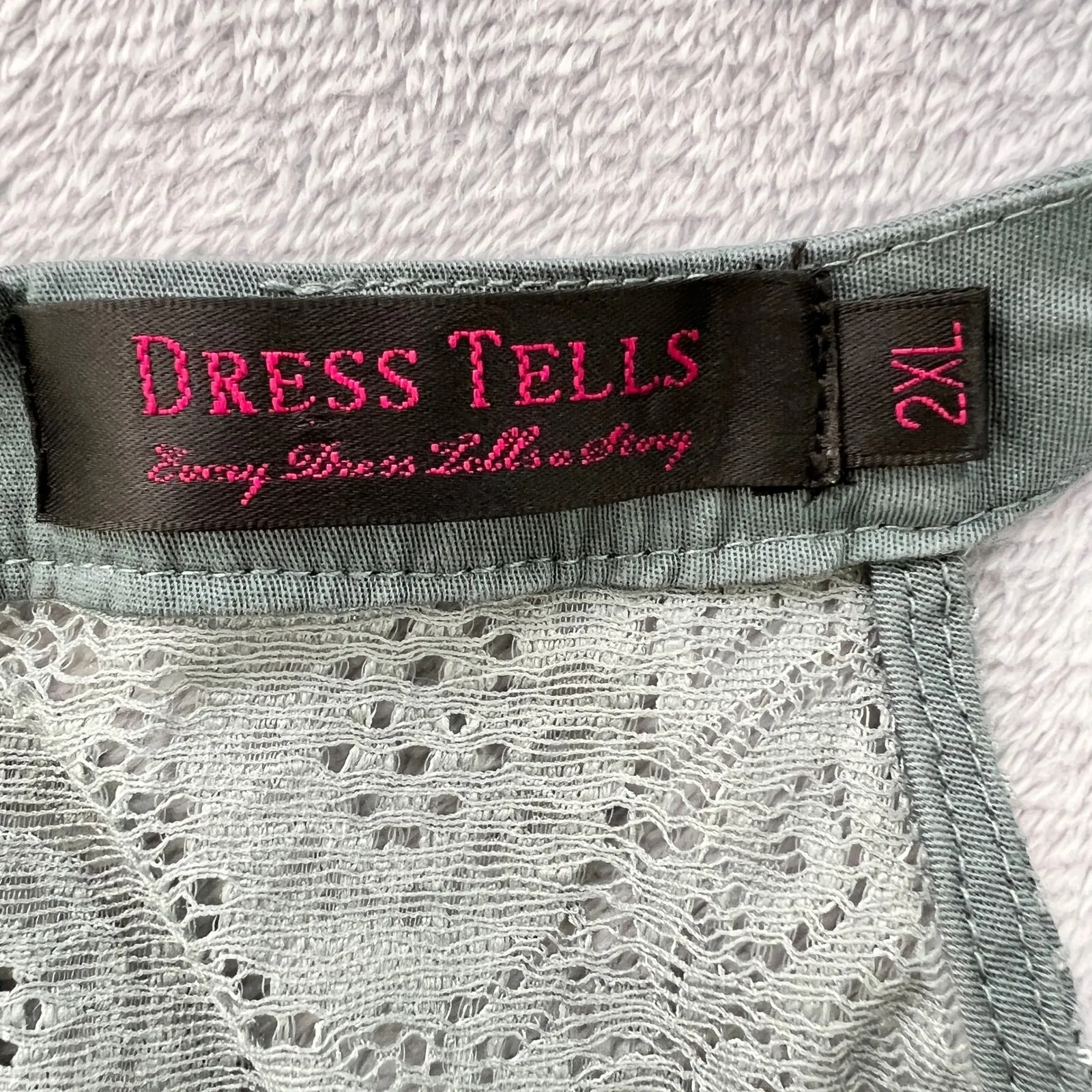 Dress Tells Hi - Image 4