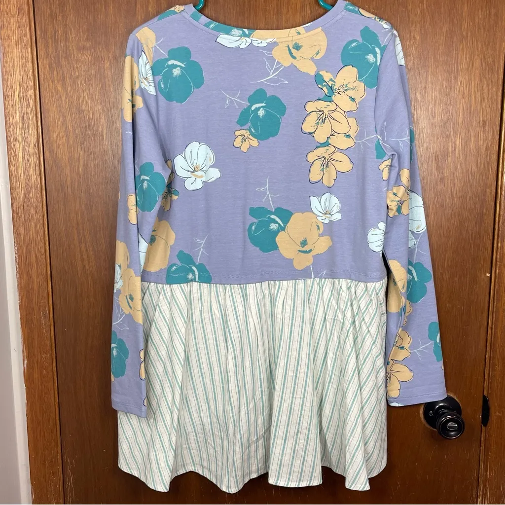 LOGO Lounge Woman’s Long Sleeve Flowy Floral - Striped Top Size Medium - Image 6