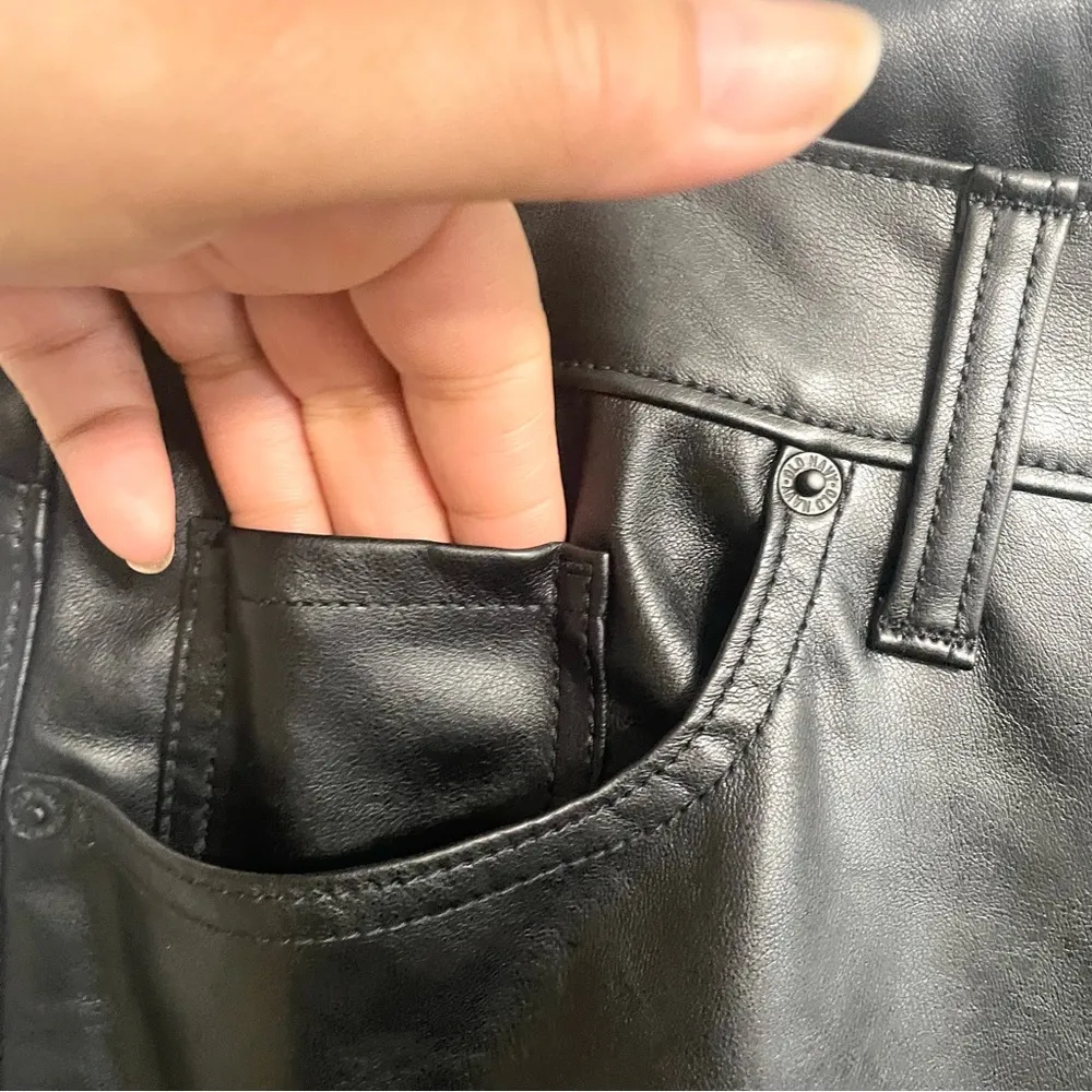 Old Navy Womens Pants Black Faux Leather OG High Rise Straight Plus Size 18 - Image 6