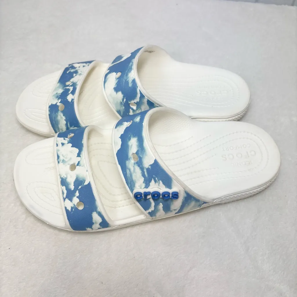 CROCS Blue Sky Pattern Sandals Size 11 - Image 3