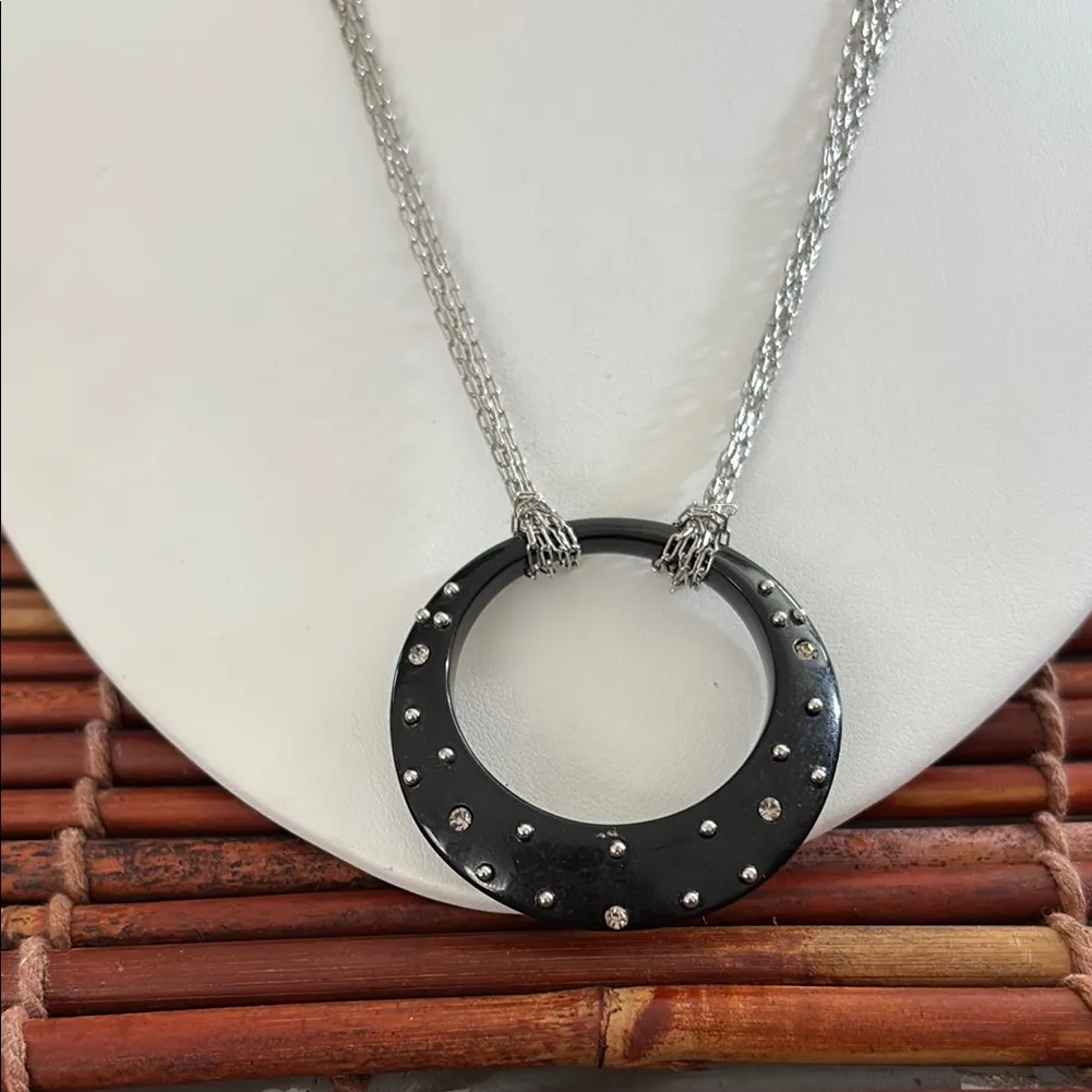 Lia Sophia Silver and Black Jewelry Set Necklace & Earrings - Image 2