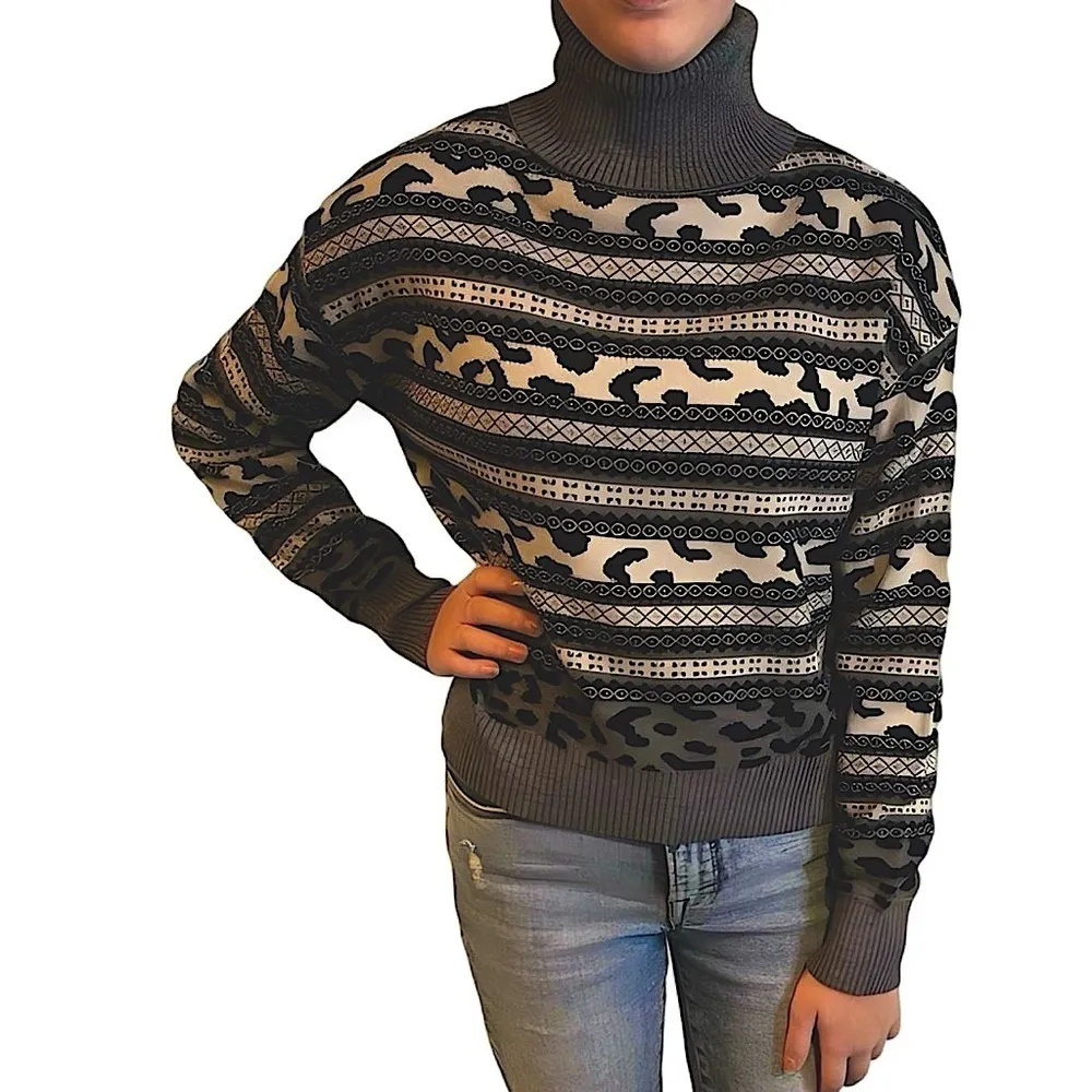 John + Jenn Size S Fair Isle Leopard Print Turtleneck Sweater Cropped Knit Gray - Image 3