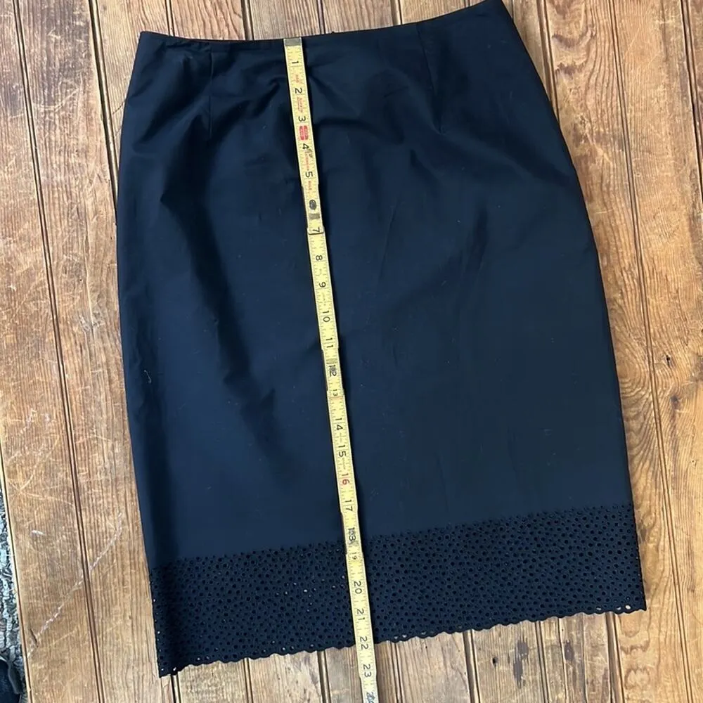 Women’s Akris Punto black cotton cutout hem pencil midi skirt size 4 - Image 3