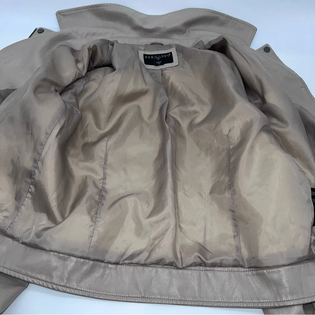 Bernardo Beige Vegan Leather Tan Zippered Front Moto Jacket-Size L - Image 10
