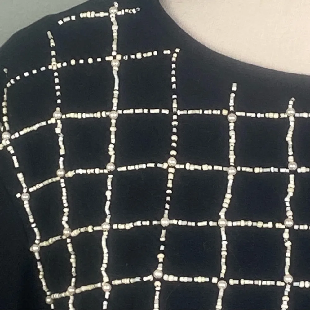 ZARA  TRAFALUC black boxy cut sweater with pearlized beading. Size Small. EUC - Image 3