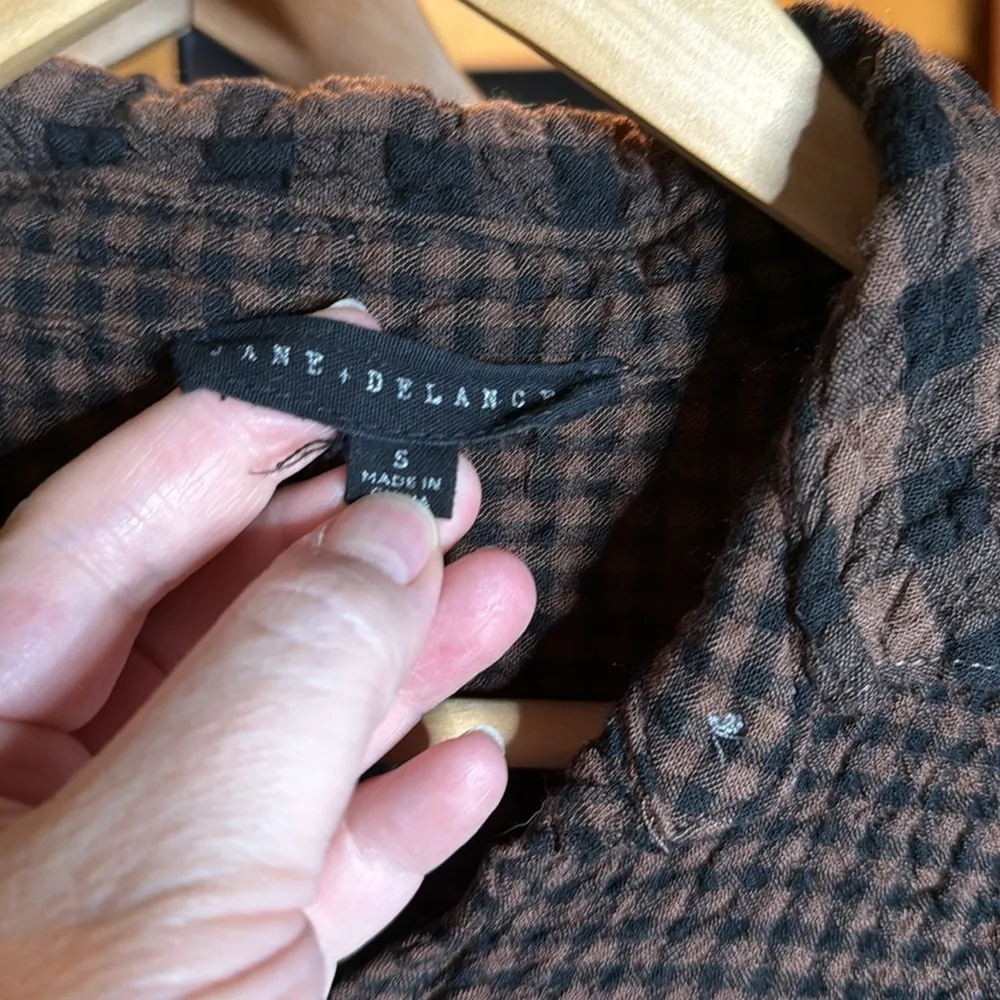 Jane & Delancey Brown Black Gingham Checkered LS Button Up Shirt Size Small - Image 4