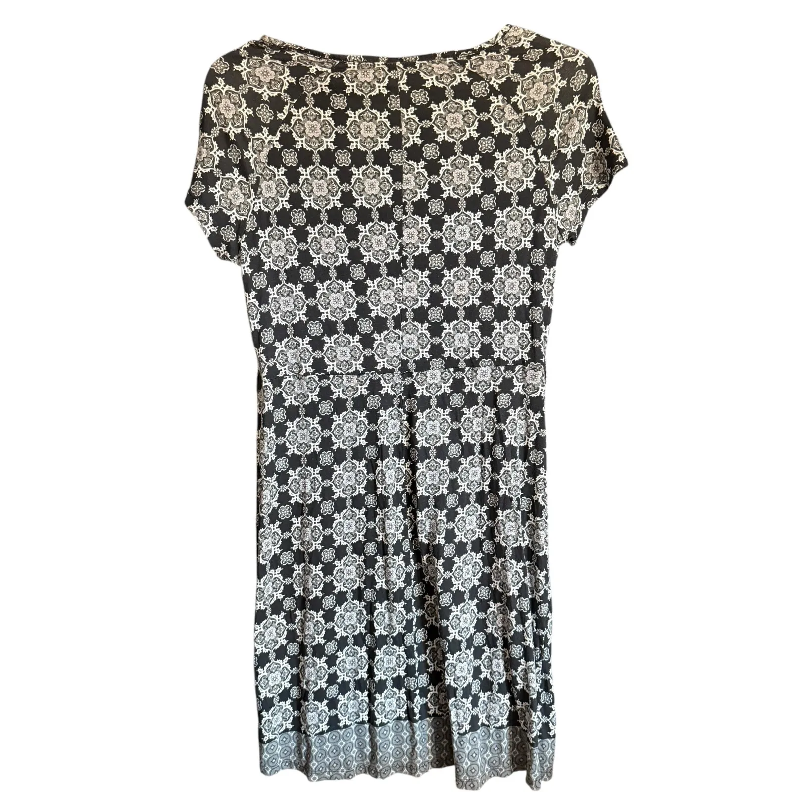 NWT Adventura Dress Black & White w/ Belt Size Small, from Scheels - Image 4