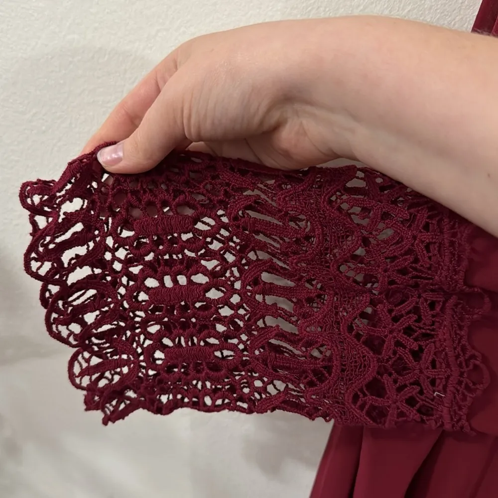 Umgee USA wine v-neck crochet trim sleeve blouse with velour tie back bow size S - Image 5