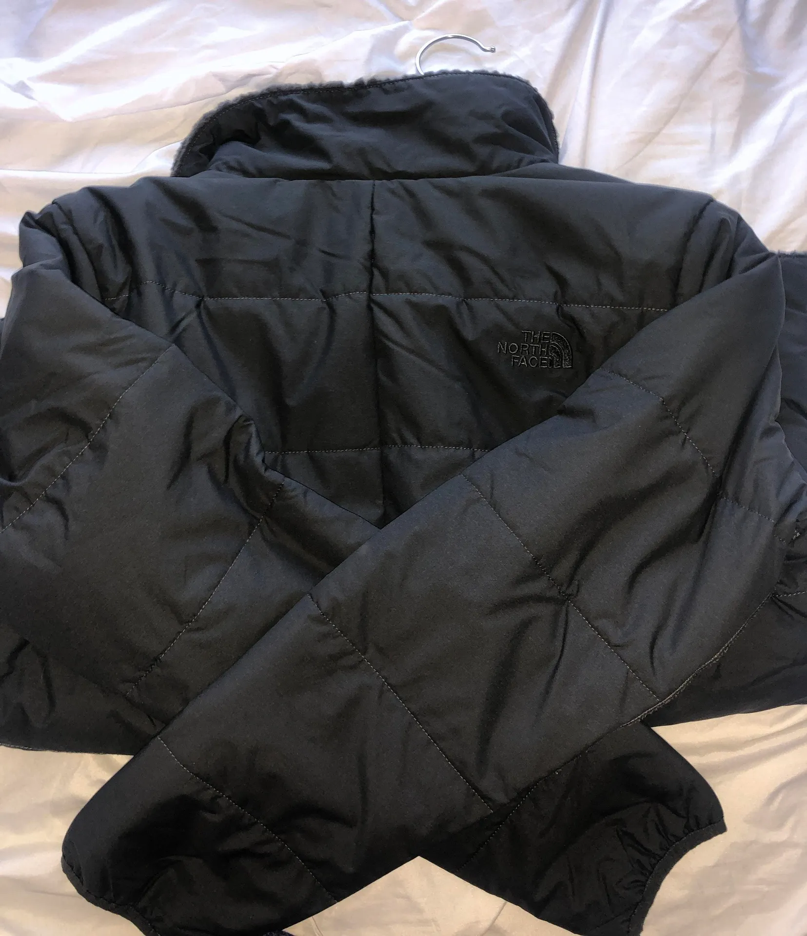 The North Face Reversible Puffer Sherpa Jacket - Image 5