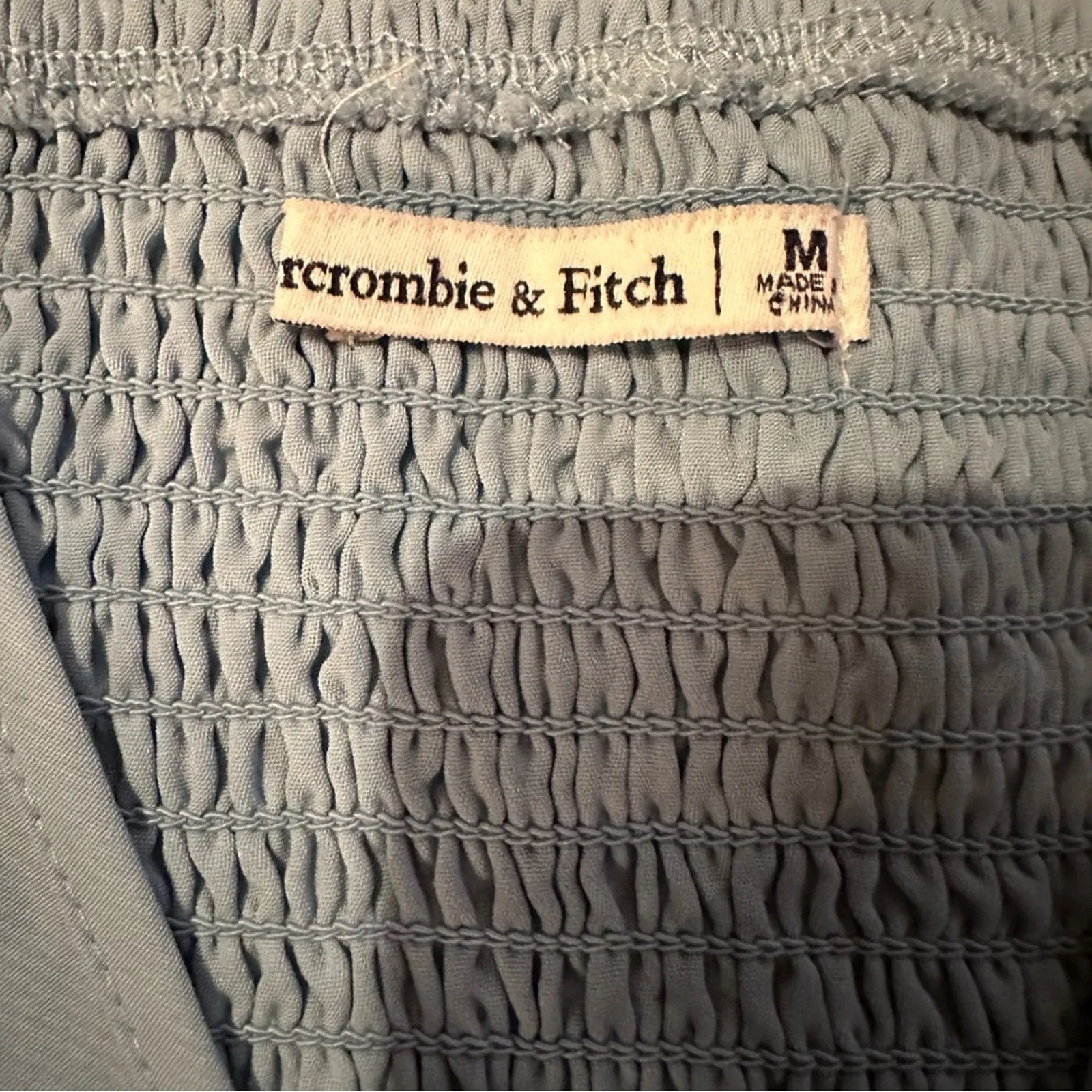 Abercrombie & Fitch Blue Short Sleeve Ruched Front Cropped Top Sz M‎ - Image 6