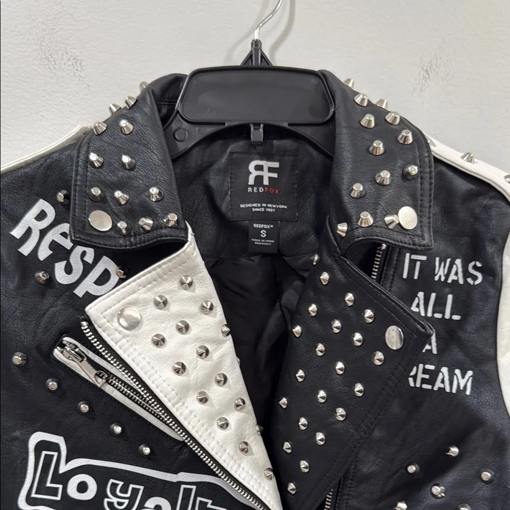 RedFox Edgy Black and White Leather Jacket with Studs and Zippers Size Small EUC - Image 3