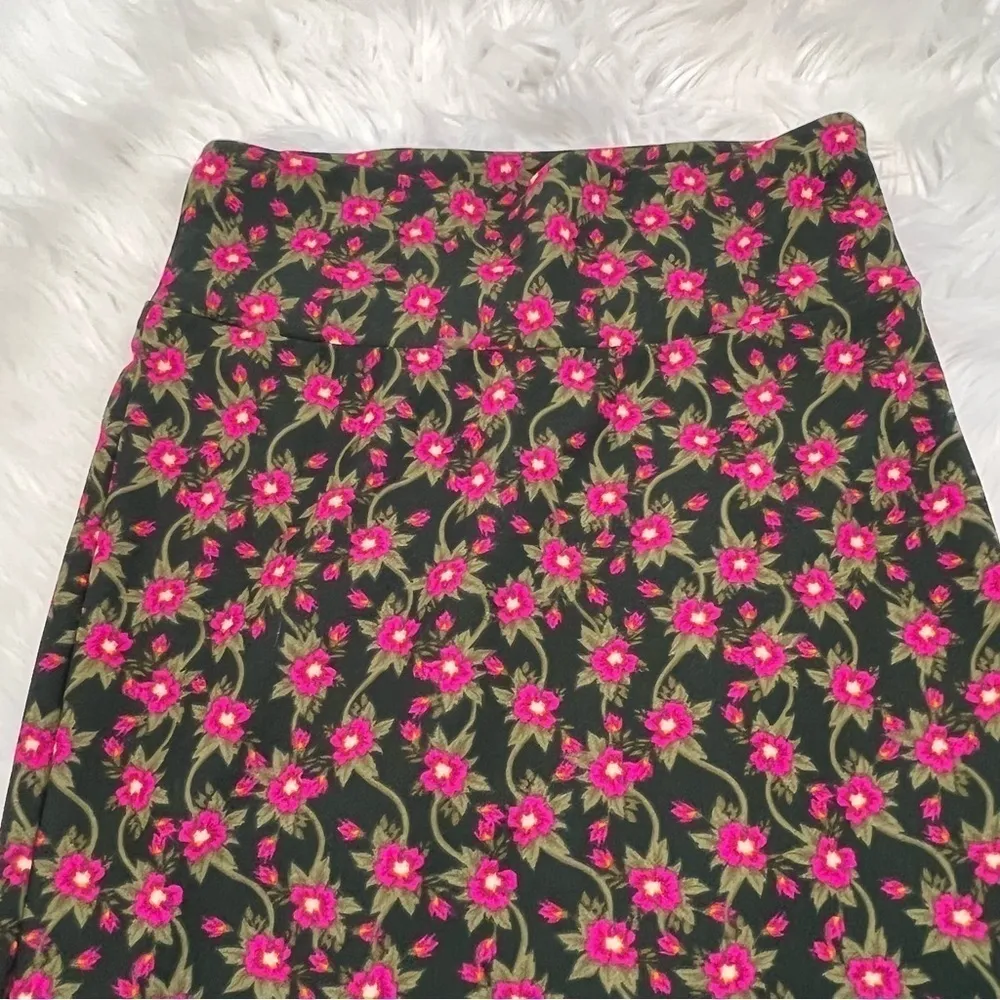 Lularoe Cassie Pencil Skirt Green Pink Floral - Image 4