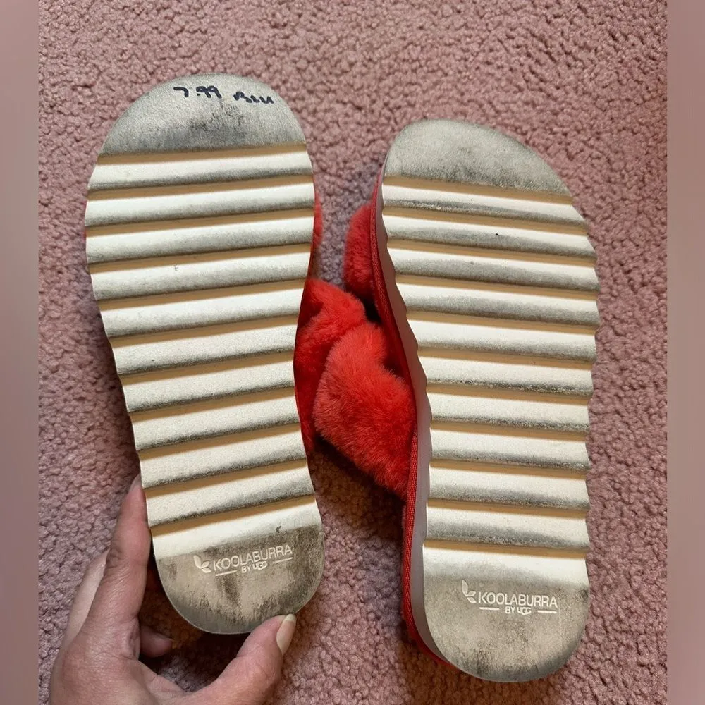 Koolaburra by Ugg Faux Fur Sandal Furr-ah Bright Red sz US 8 - Image 3
