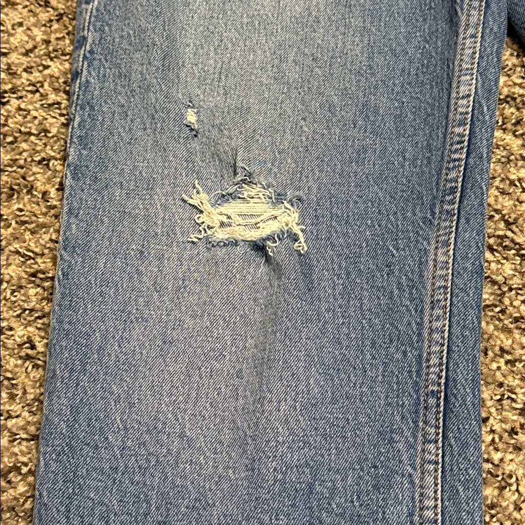 Abercrombie & Fitch Mom Jeans - Image 6