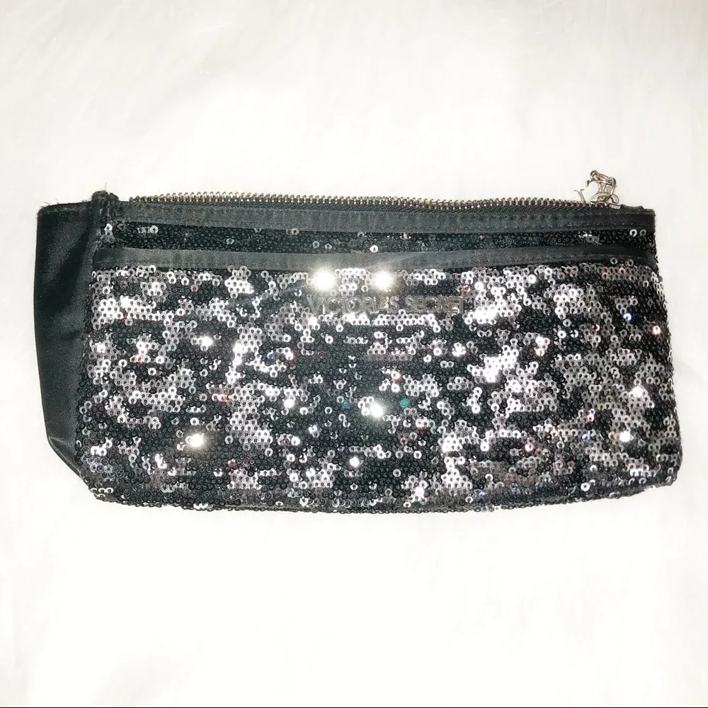 Victoria’s Secret sequin glam clutch/makeup bag - Image 3