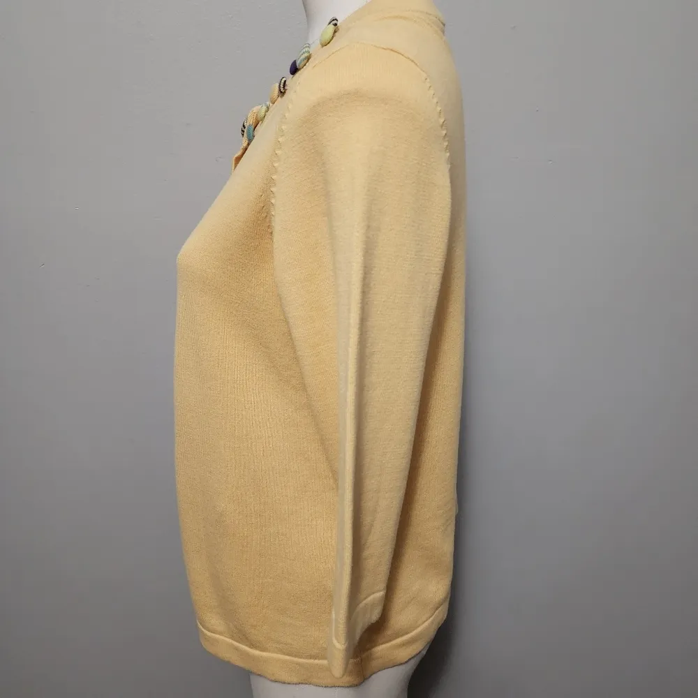 Christopher & Banks cute as a button pastel yellow flyaway cardigan size small - Image 4