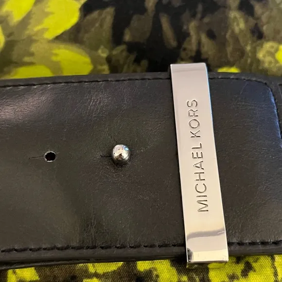 MICHAEL Michael Kors‎ Floral Black Green Pencil Skirt Size 8 - Image 9