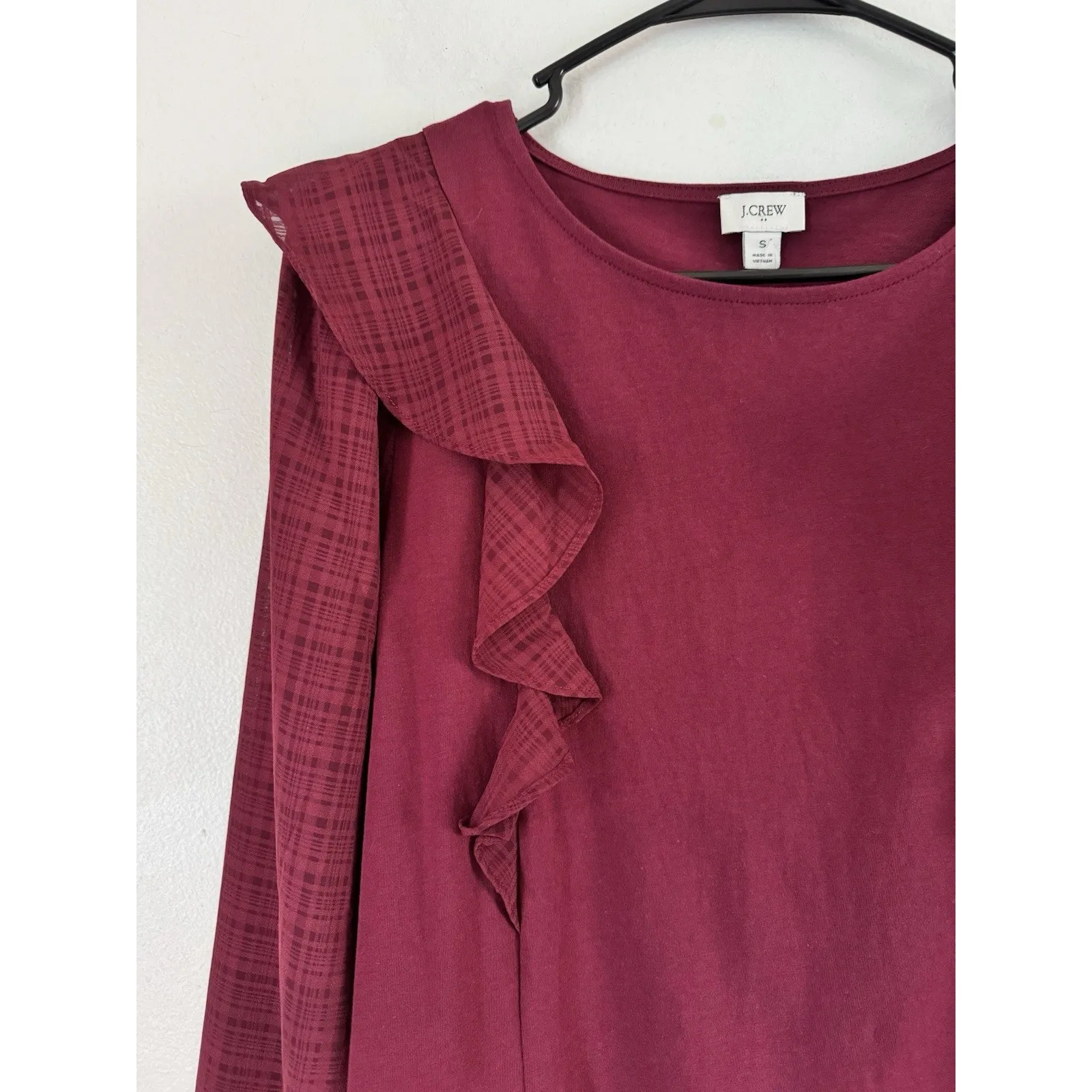 NWT J. Crew Ruffle Shoulder Top Jacquard Plaid Sleeve Warm Burgundy Size Small Red - Image 3