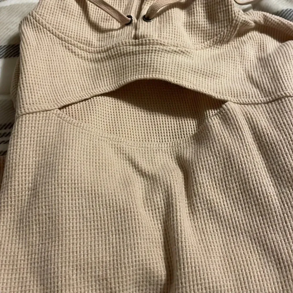 NWT n:Philanthropy Waffle Peekaboo Hoodie Sz XS - Image 5