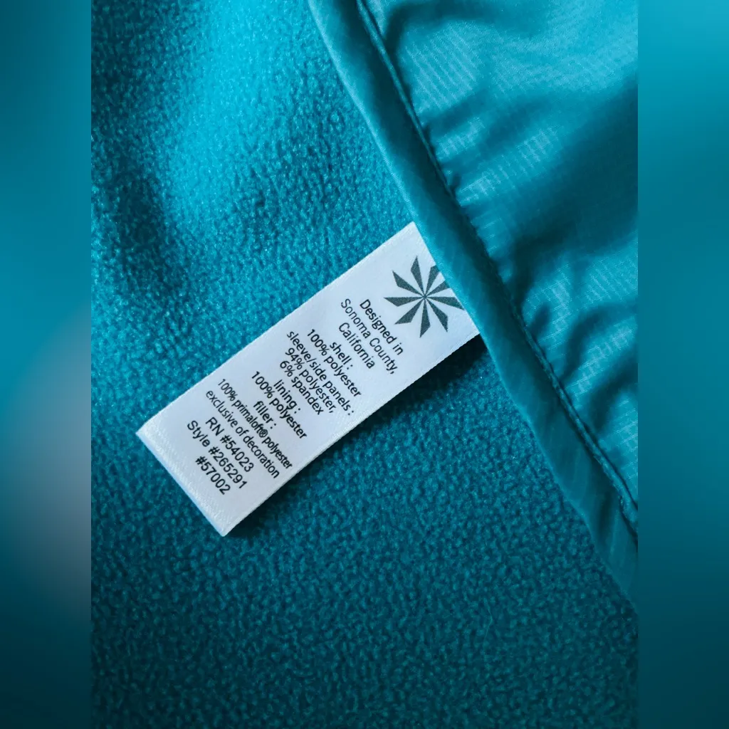 Pretty and comfy ATHLETA vest 🦋 - Image 9