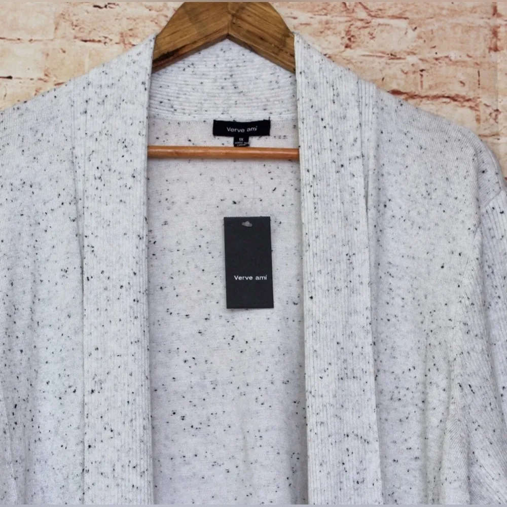 Verve Amí | Ivory / Black Fleck Drape Front cardigan - Image 4