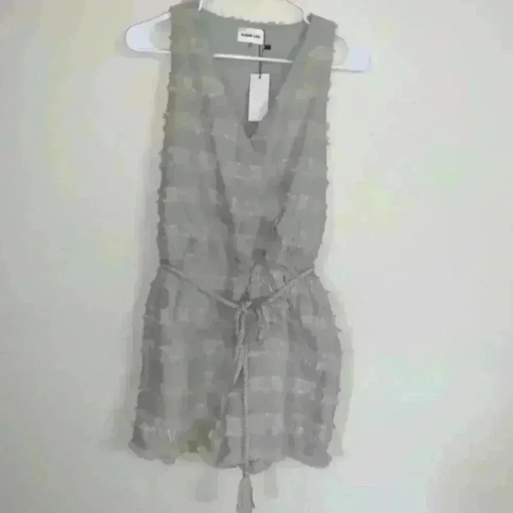 NWT Sugar Lips romper size M - Image 10