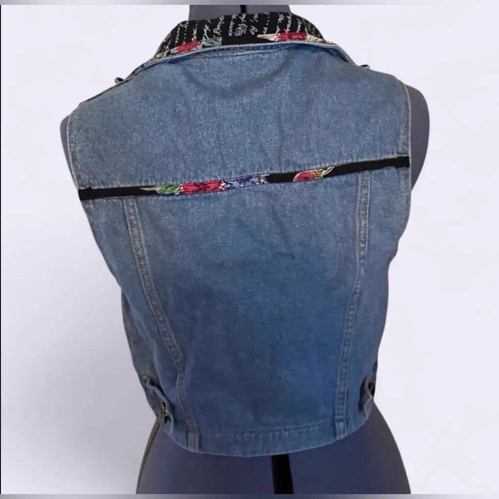 VTG Y2k Romeo Romeo Western Wear Denim Jean Vest Floral Accents Sz Small Blue - Image 3