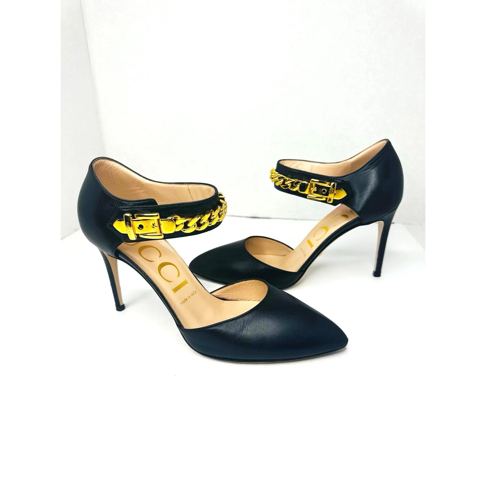 Gucci Black Malaga Kid Leather Sylvie Chain Pumps EU 38.5 Classic High Heel - Image 3