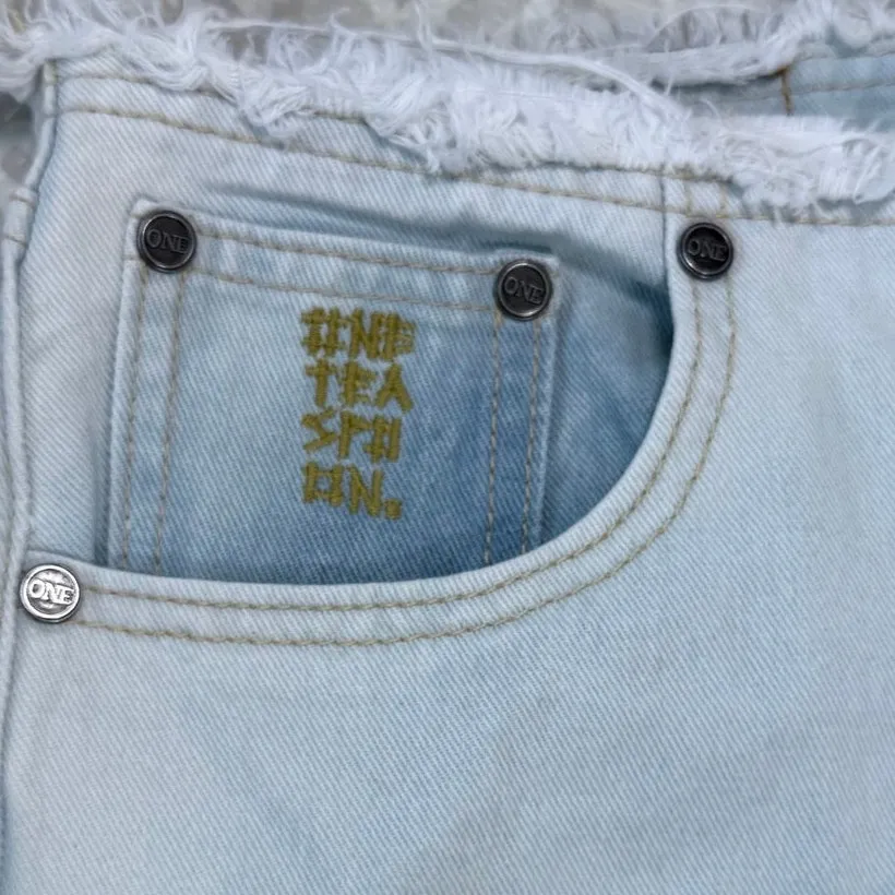 One Teaspoon Light Wash Jeans Frayed Hem Waist Cotton Denim Pants Size 27 - Image 3