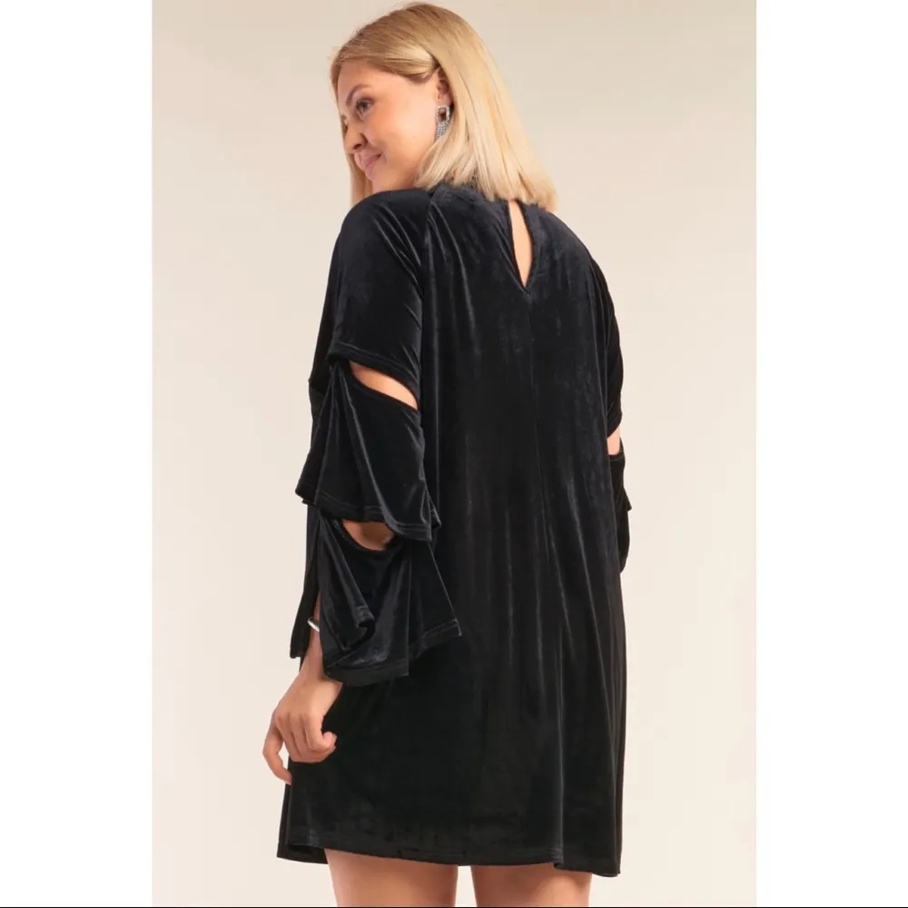 Love Riche Midnight Black Velvet Cut Out Layered Long Sleeve Dress - Image 3